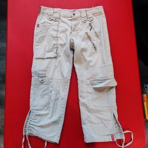 Sasson Capri pants with snake design cream women's junior size 3/4